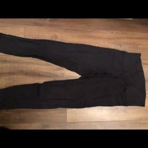 Lululemon Align, 25 inch length, high waisted, size 8